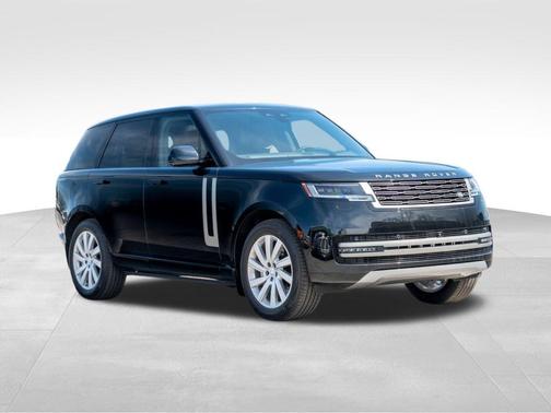 2025 Land Rover Range Rover P400 SE