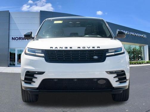 Ostuni Pearl White 2025 Land Rover Range Rover Velar P400 Dynamic HSE