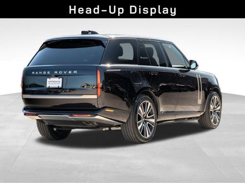 2024 Land Rover Range Rover P530 SE