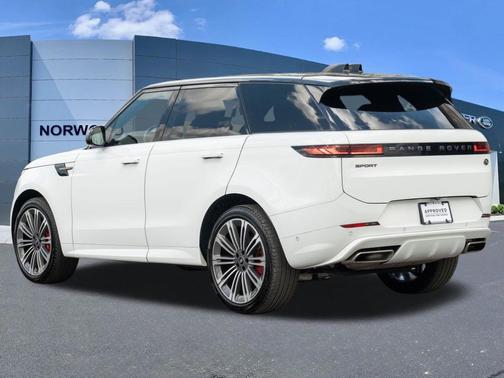 Fuji White 2023 Land Rover Range Rover Sport SE Dynamic