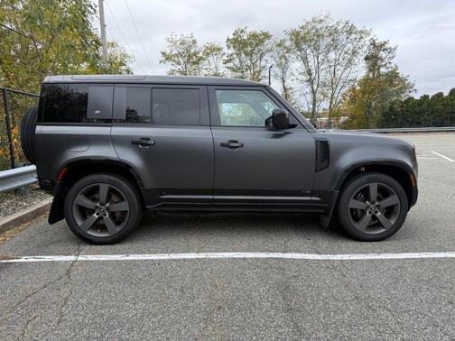 2024 Land Rover Defender P525 Carpathian Edition