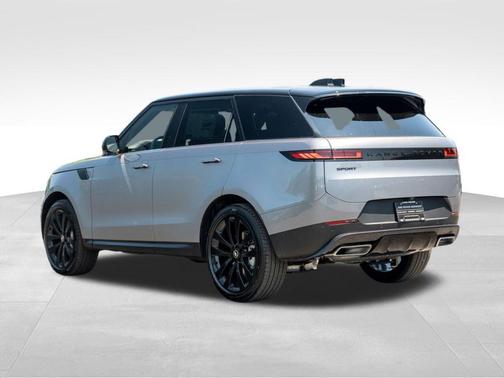2025 Land Rover Range Rover Sport P360 SE