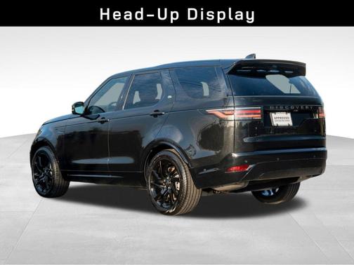 2024 Land Rover Discovery P300 Dynamic SE