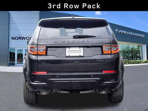 Santorini Black 2024 Land Rover Discovery Sport Dynamic SE