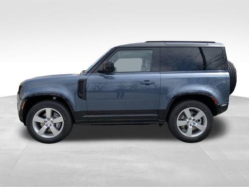 2025 Land Rover Defender P400 X-Dynamic SE