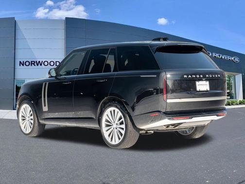 2024 Land Rover Range Rover P530 SE
