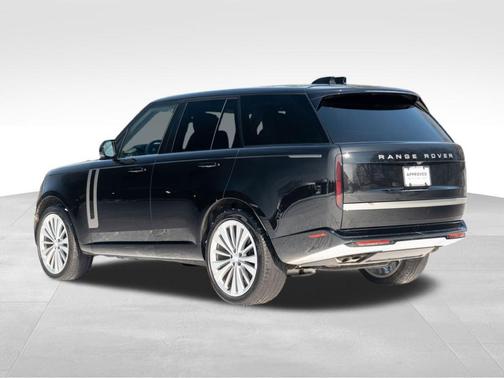 2024 Land Rover Range Rover P530 SE