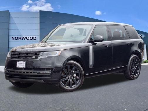 Santorini Black 2025 Land Rover Range Rover P400 SE 7 Seat