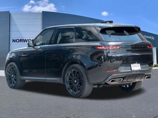 Santorini Black 2024 Land Rover Range Rover Sport SE