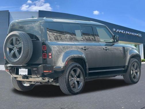 Carpathian Grey 2024 Land Rover Defender 110 X-Dynamic SE