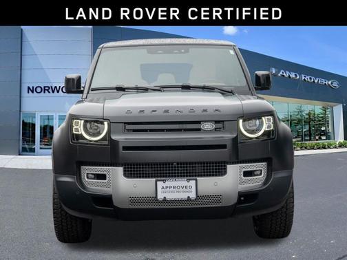 2024 Land Rover Defender P500 SE