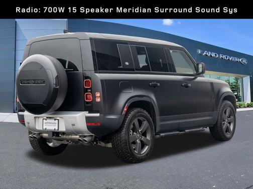 2024 Land Rover Defender P500 SE