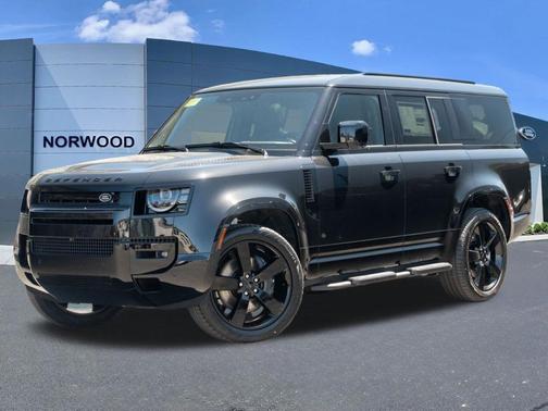 Santorini Black 2026 Land Rover Defender P400 X-Dynamic SE