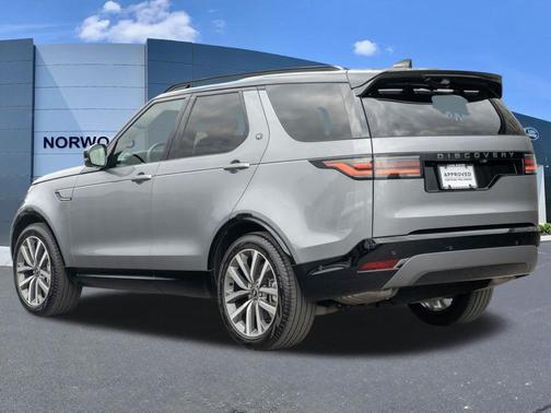 Eiger Grey 2025 Land Rover Discovery P300 Dynamic SE