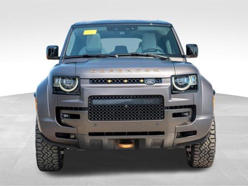 2025 Land Rover Defender