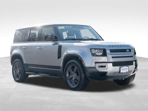 2024 Land Rover Defender P500 SE