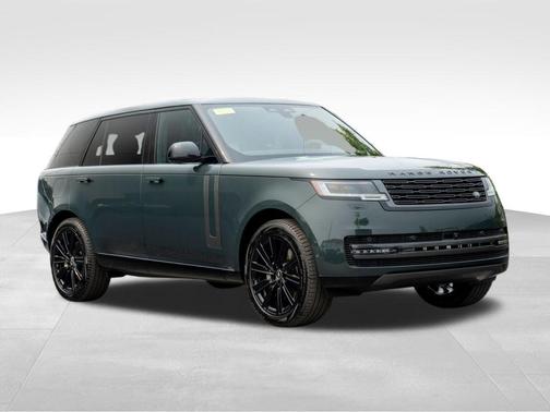 2025 Land Rover Range Rover P400 SE 7 Seat