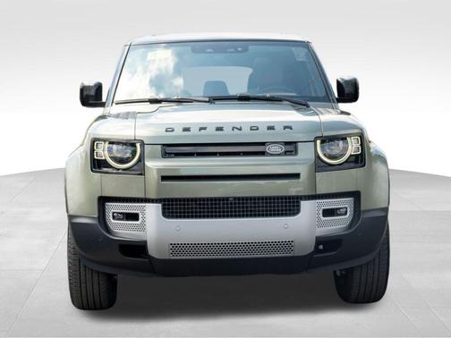 2025 Land Rover Defender P400 S