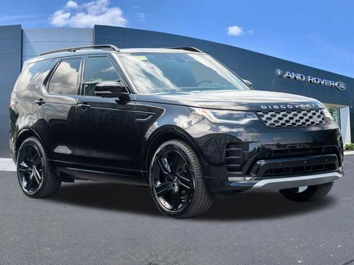Santorini Black 2026 Land Rover Discovery