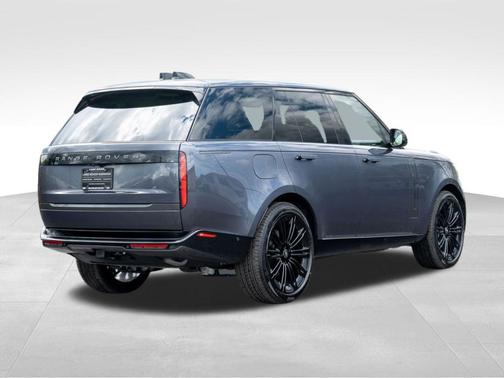 2025 Land Rover Range Rover P400 SE