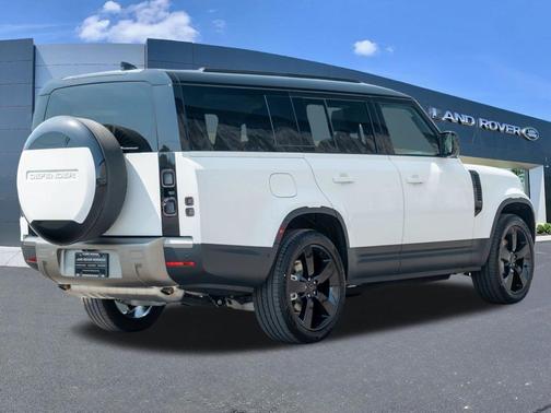 Fuji White 2026 Land Rover Defender P300 S