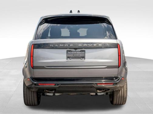 2025 Land Rover Range Rover P530 SE 7 Seat