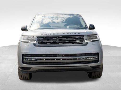 2025 Land Rover Range Rover P530 SE 7 Seat