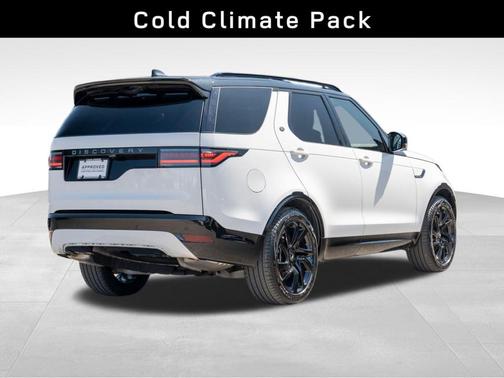 2024 Land Rover Discovery P300 Dynamic SE
