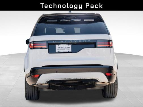 2024 Land Rover Discovery P300 Dynamic SE