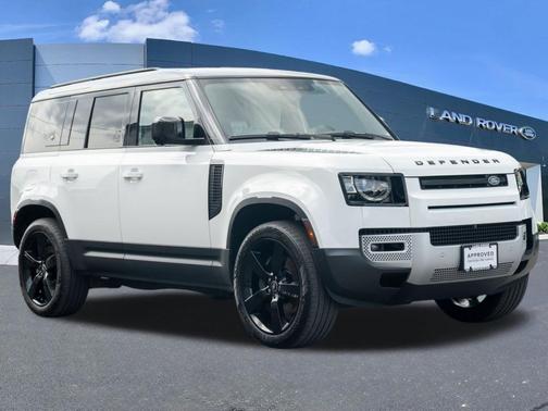 Fuji White 2024 Land Rover Defender P400 S