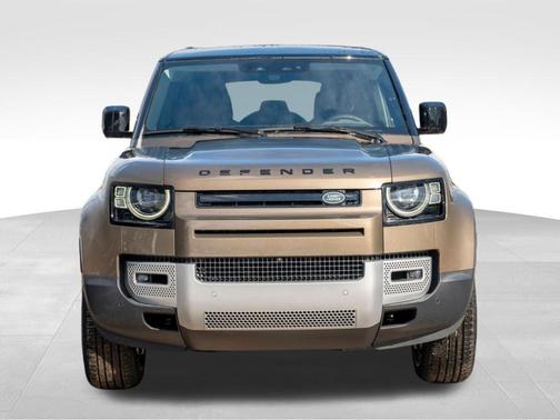 2025 Land Rover Defender P400 S