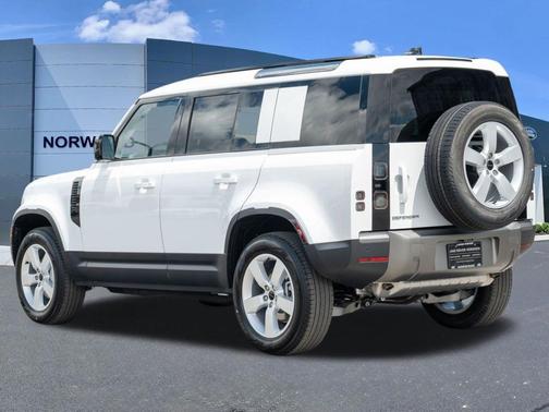 Fuji White 2026 Land Rover Defender P300 S