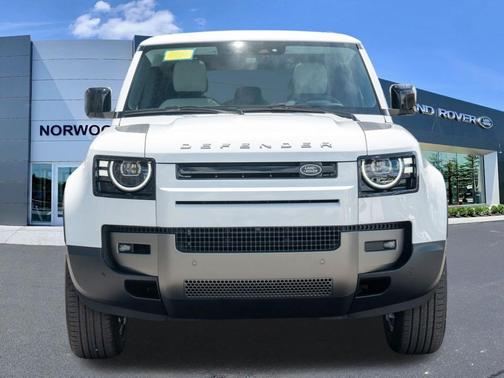 Fuji White 2026 Land Rover Defender P300 S