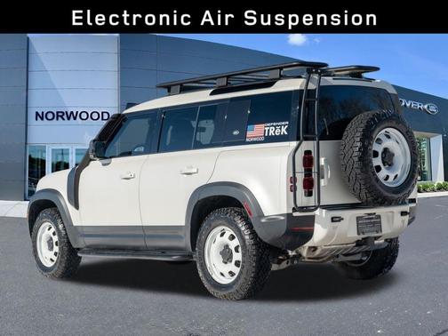 2024 Land Rover Defender P300