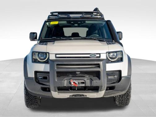 2024 Land Rover Defender P300