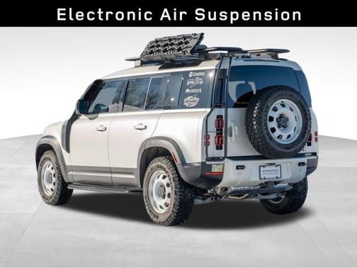 2024 Land Rover Defender P300