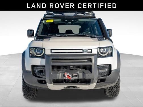 2024 Land Rover Defender P300