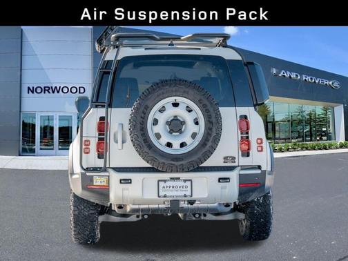 2024 Land Rover Defender P300