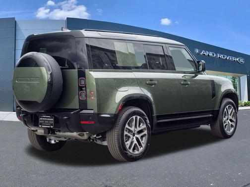 Woolstone Green 2026 Land Rover Defender P400 X-Dynamic SE