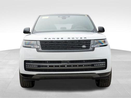 2025 Land Rover Range Rover P530 SE 7 Seat
