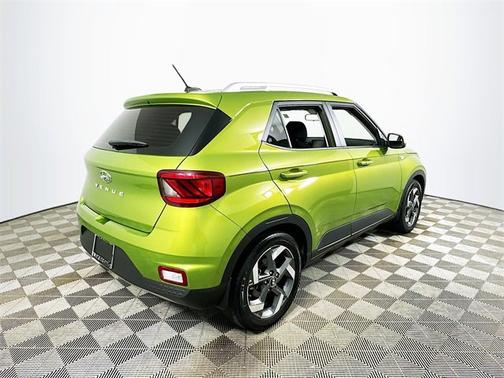 2024 Hyundai VENUE SEL