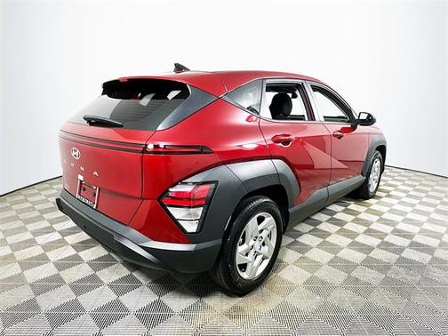 2024 Hyundai KONA SE