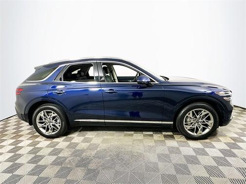 2023 Genesis GV70 2.5T Select