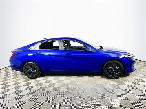 2023 Hyundai ELANTRA HEV Blue