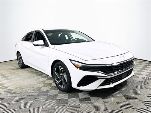2024 Hyundai ELANTRA Limited