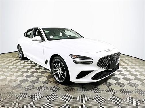 2023 Genesis G70 2.0T