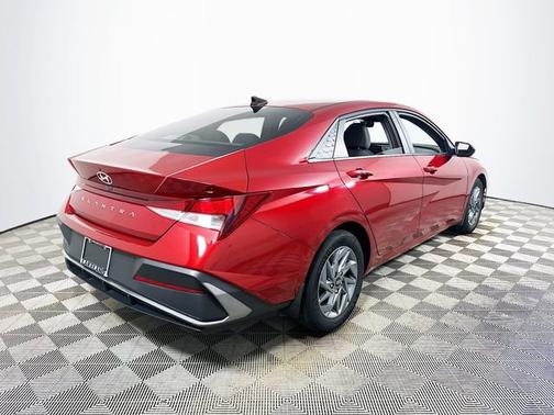 Red 2024 Hyundai ELANTRA SEL