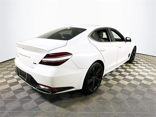 2023 Genesis G70 3.3T