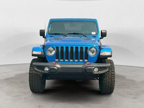 Pearl 2023 Jeep Wrangler Rubicon