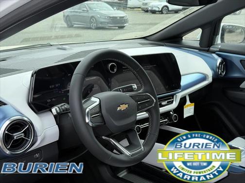 2025 Chevrolet Equinox EV LT